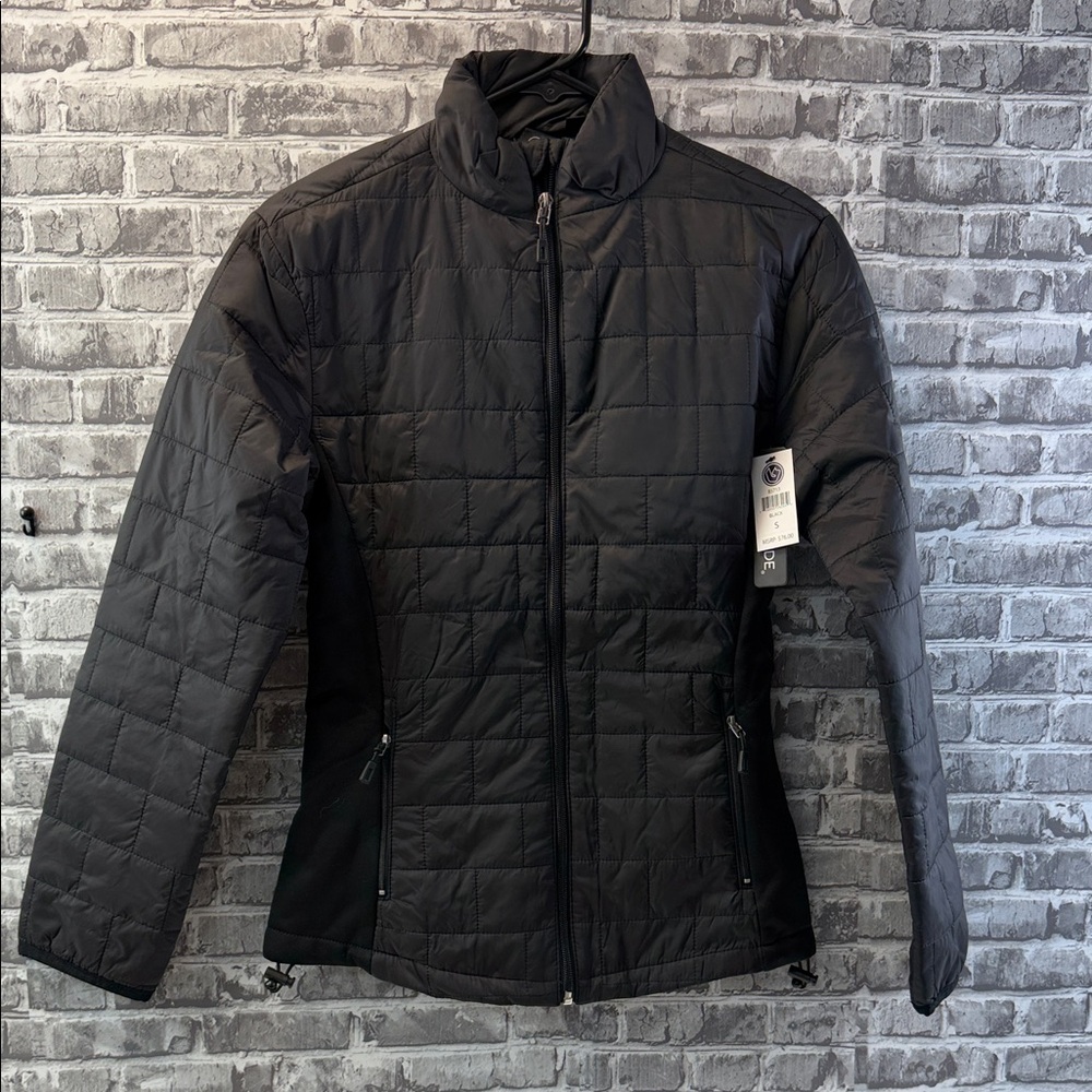 NWT BURNSIDEā Women's Black Quilted Jacket
